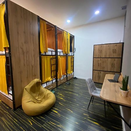 Flats Hostel Astana Buitenkant foto